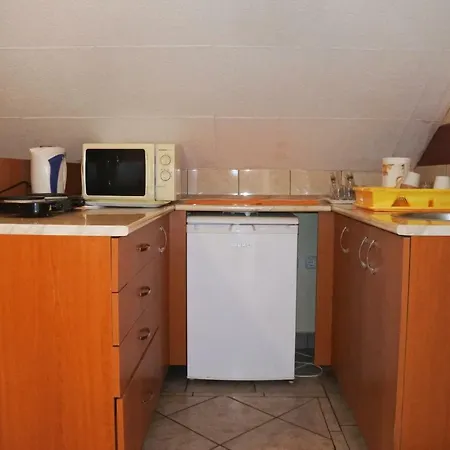 Apartment Tessedik Vendeghaz *