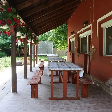 Tessedik Vendeghaz Apartment Hajduszoboszlo