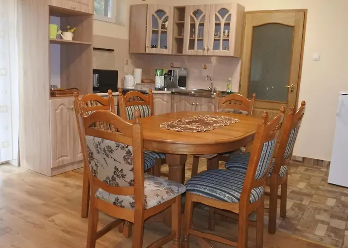 Apartament Tessedik Vendeghaz